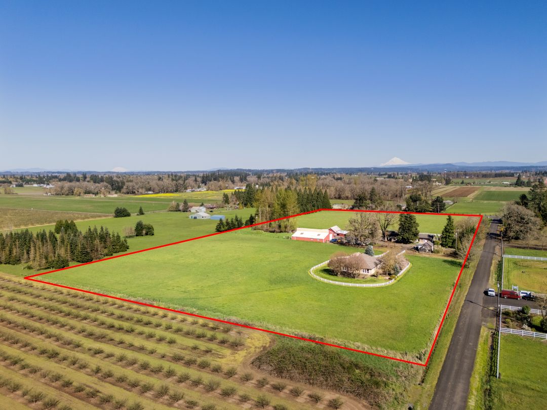 SPECTACULAR RURAL PROPERTY with 2 HOUSES